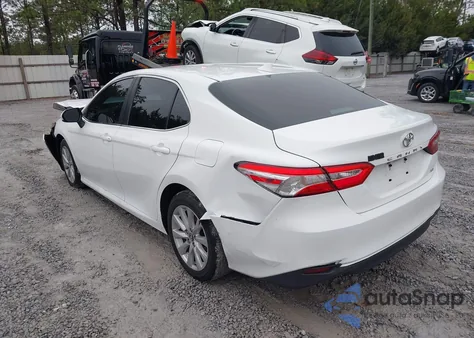 2020 Toyota Camry Le from USA, damaged, VIN 4T1C11AK1LU935682